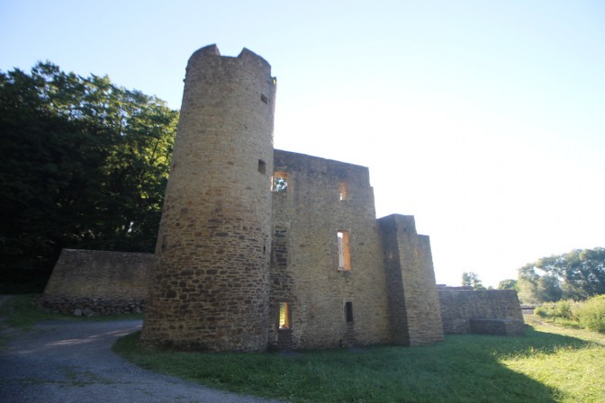 Die Ruine der Burg Hardenstein / Fotos: Burgerbe,de